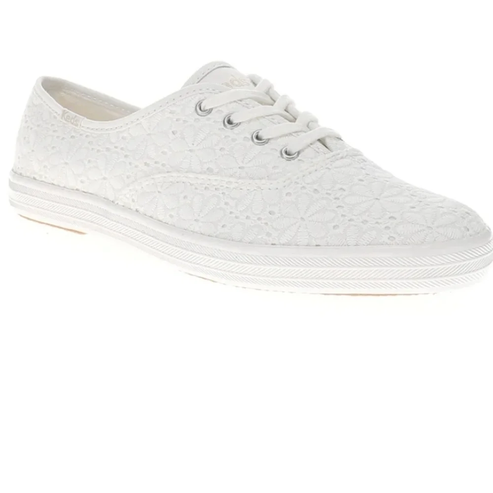 NWOT Keds Champion Festival Eyelet Lace Up Sneakers - Size 9.5 - Picture 1 of 10